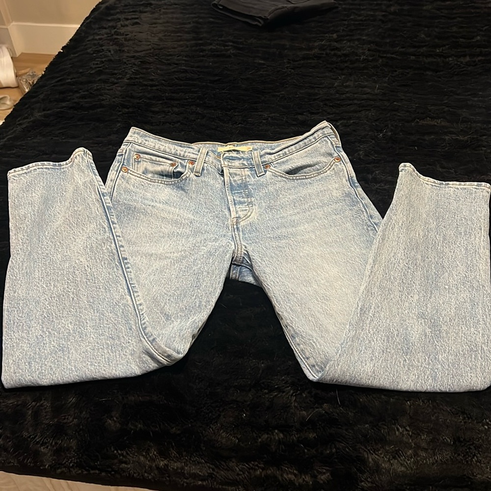 Light wash Jean Levi’s